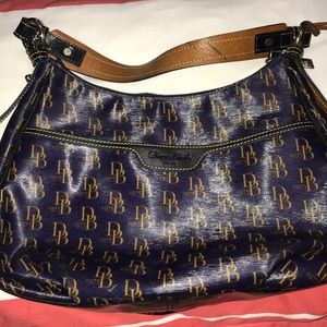 Dooney & Bourk purse